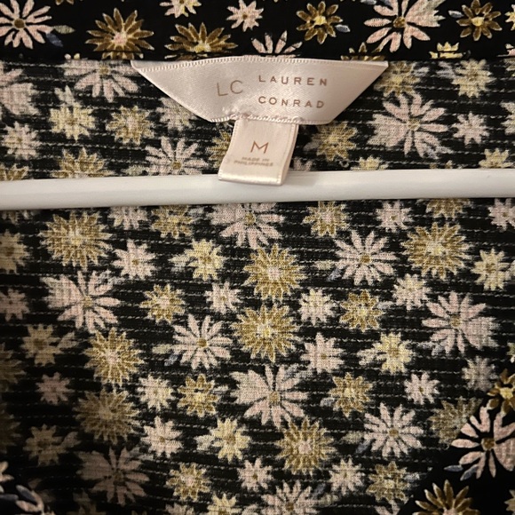 LC Conrad Black Daisy Button Down Tie Front Blouse - Picture 3 of 4